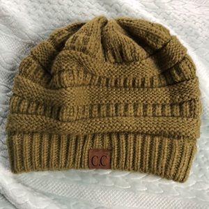 Women’s Green CC Beanie